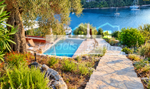 Property for Sale in Meganisi with code 1320