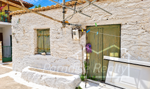 Stone House in Meganisi with code 1322